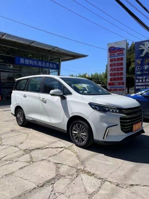 上汽大通带北京蓝牌 能过户个人或公司名下 北京市里随便跑