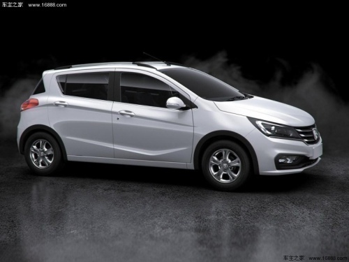 宝骏新品上市宝骏310现在预订立减1万售全国