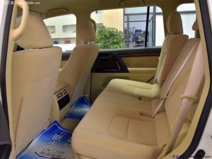 天津蘭德酷路澤中東版新款降價促銷 購車最高優惠24萬