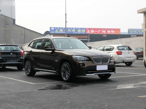 华晨宝马X1对比北京奔驰GLK 国产较量
