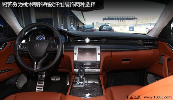 总裁很忙 网易体验玛莎拉蒂Quattroporte