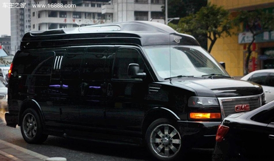 gmc商务车2024款落地价,gmc七座商务车价格及图片