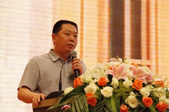 讯联董事长_董事长办公室图片(3)