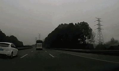 7dd8b090857eb62036c5372175c1a1f8.jpg.gif