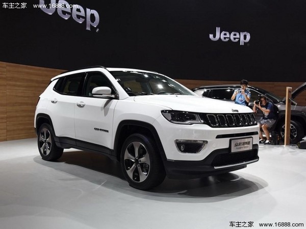 01_jeep1.jpg