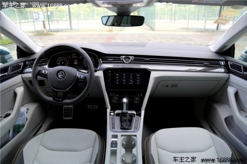 【图】2019款大众CC最新售价 仅25.28万元起