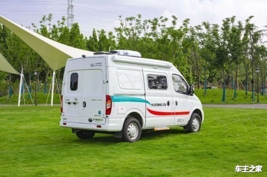 宇通b型旅居房车