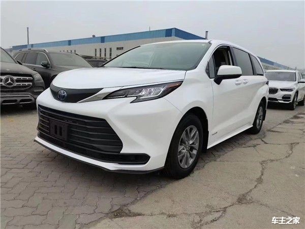 全新油电混合丰田塞纳加版 现车