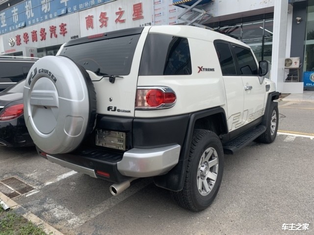 丰田的fj,不过百万的豪华越野车,真的合适吗!