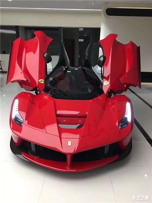 22款两门两座硬顶敞篷法拉利拉法laferrari