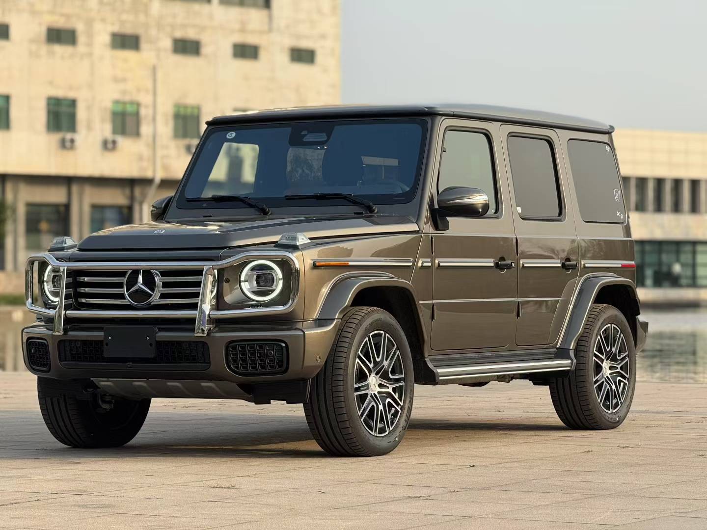 奔驰G级加版 全部在售 2025款 2024款 2023款 2022款 2021款 2020款2024款奔驰G550现车报价 气场很强时尚风格 售全国