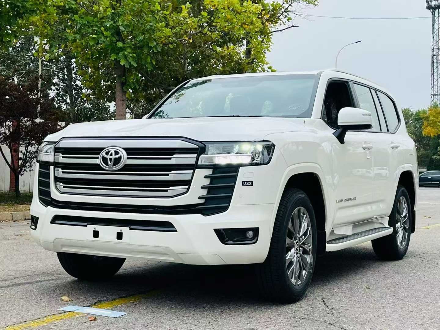 中东版兰德酷路泽4000全面解读