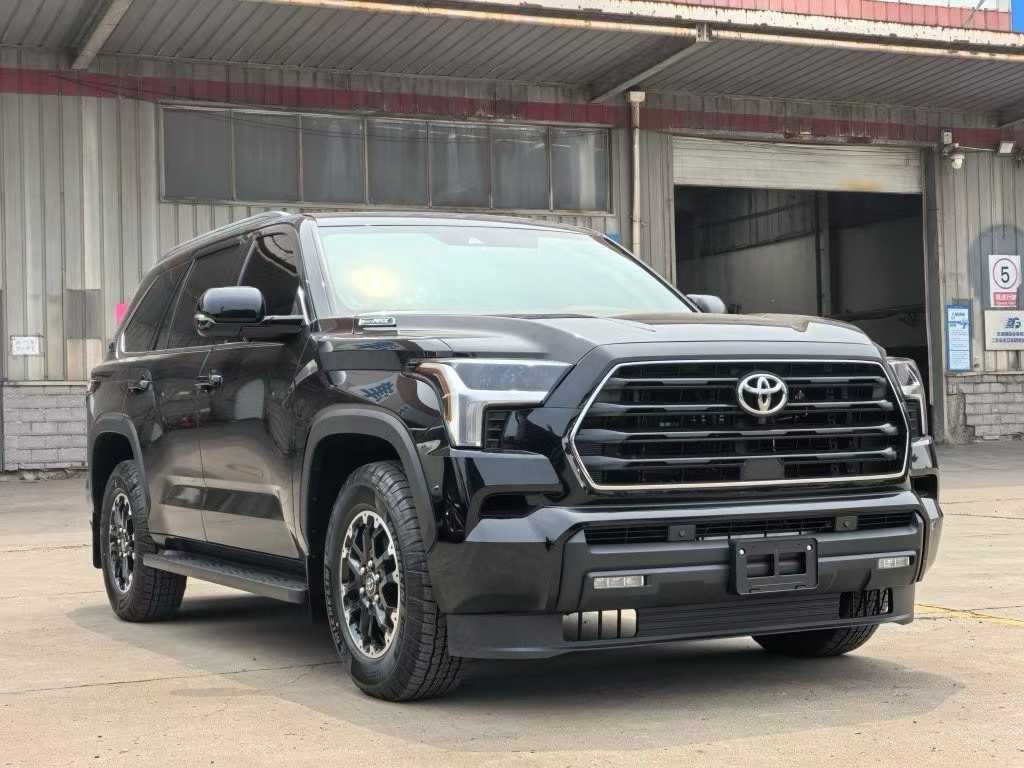 红杉加版 全部在售 2025款 2024款 2023款 2022款 2018款 2017款2024款丰田混动3.5红杉现车最新价格优惠