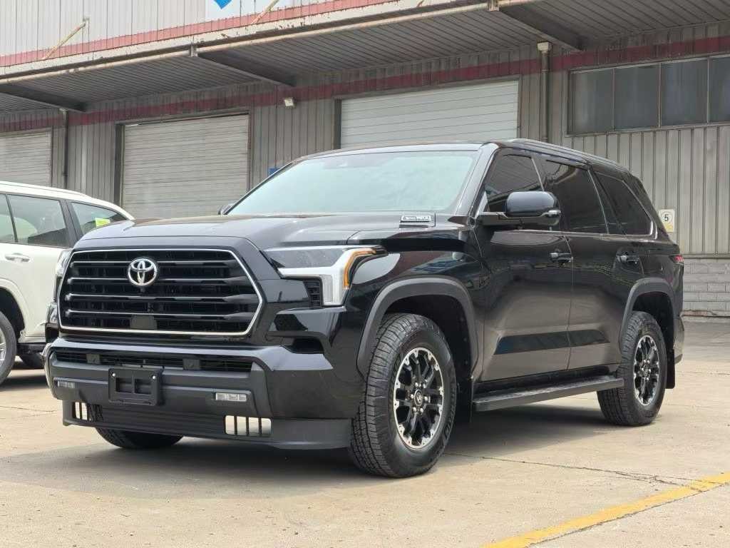 2024款美版丰田红杉顶点版现车价格优惠