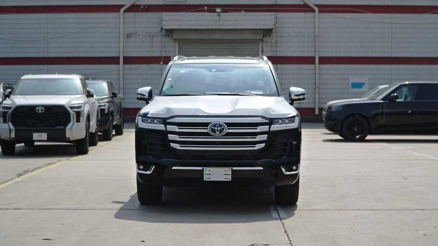 兰德酷路泽中东版 全部在售 2025款 2024款 2023款 2022款 2021款 2020款2024款丰田酷路泽3500（LC300） 国六可上牌