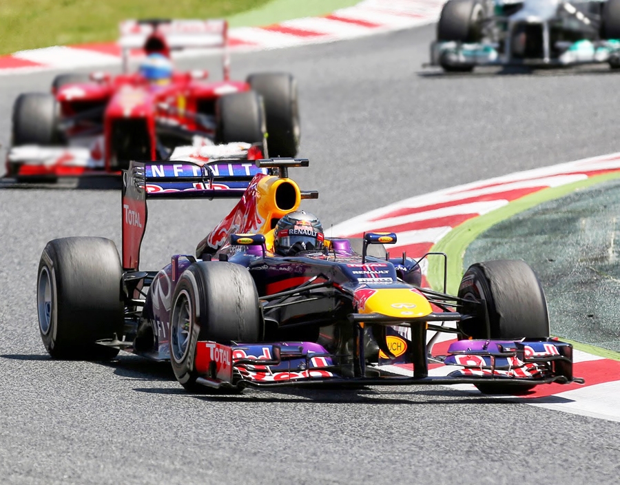 叱咤风云 红牛rb9赛车