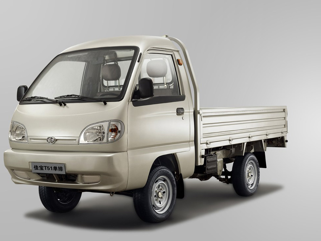 汽车图库 一汽 一汽吉林 佳宝t51(6/7) 外观图片 参考成交价: 2.55-2.