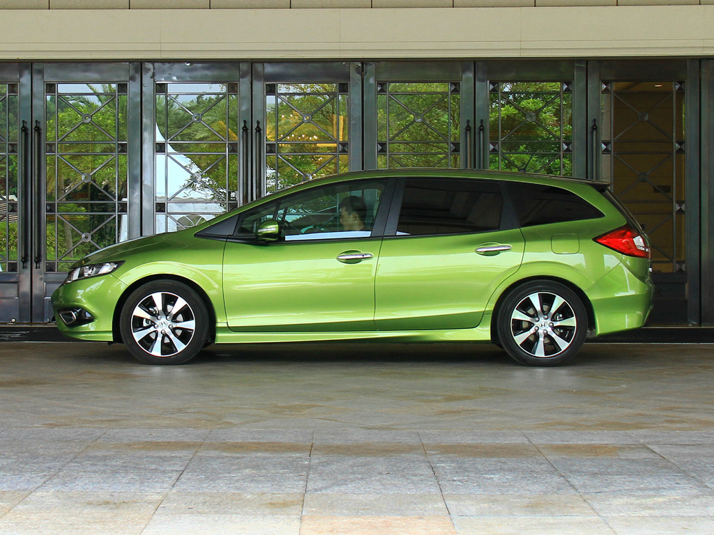 汽车图库 本田 东风本田 杰德(34/269) 外观图片 参考成交价: 10.