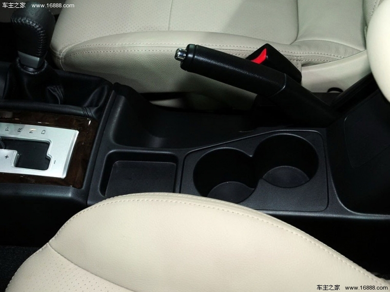  帕杰罗·劲畅 2013款 2.4L 手动两驱舒适版