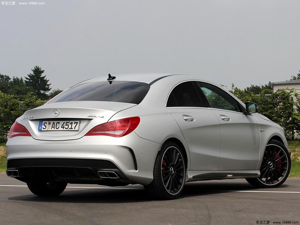 奔驰CLA AMG