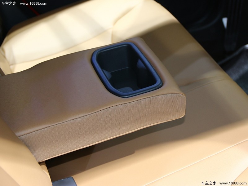  宝骏610 2014款 CROSS 1.5L 手动舒适型
