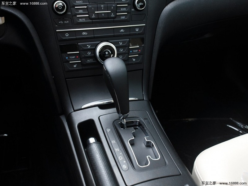  奔腾B70 2018款 轿跑版 1.8T 自动互联智享型