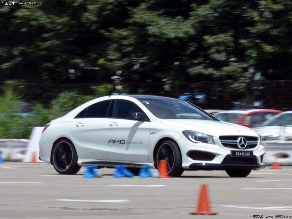 奔驰CLA AMG14款 CLA45 AMG 4MATIC