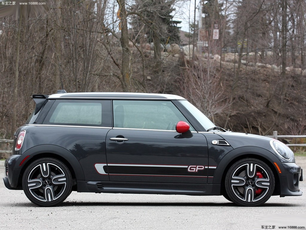 MINI JCW