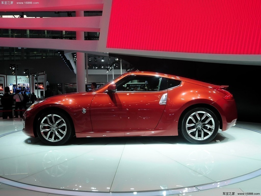 日产370Z 2015款 3.7L Coupe