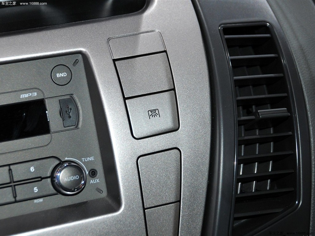 新途V802015款 2.5TAMT商杰版长轴中顶