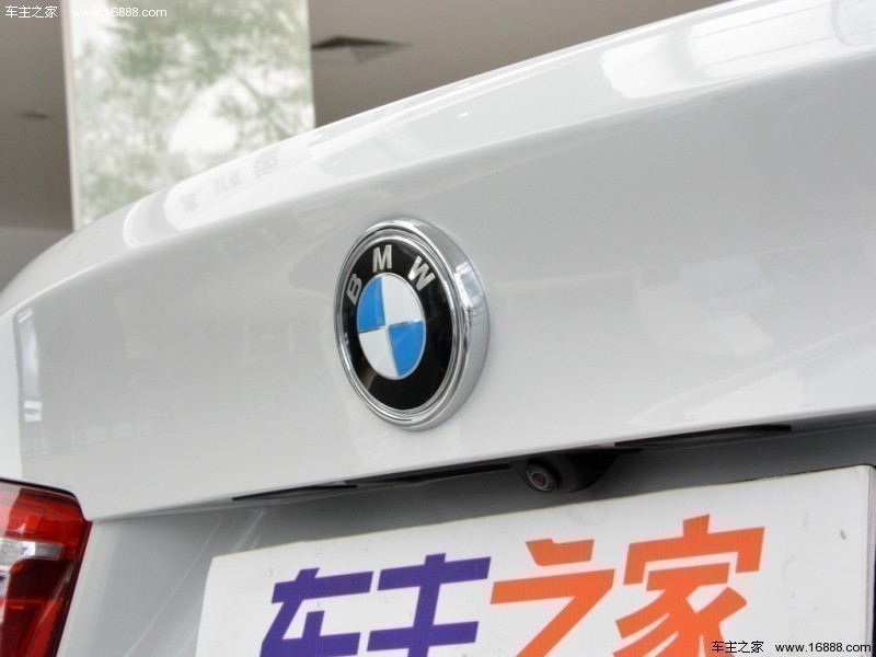 宝马X615款 xDrive35i 豪华型
