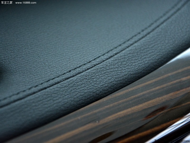 宝马X615款 xDrive35i 豪华型