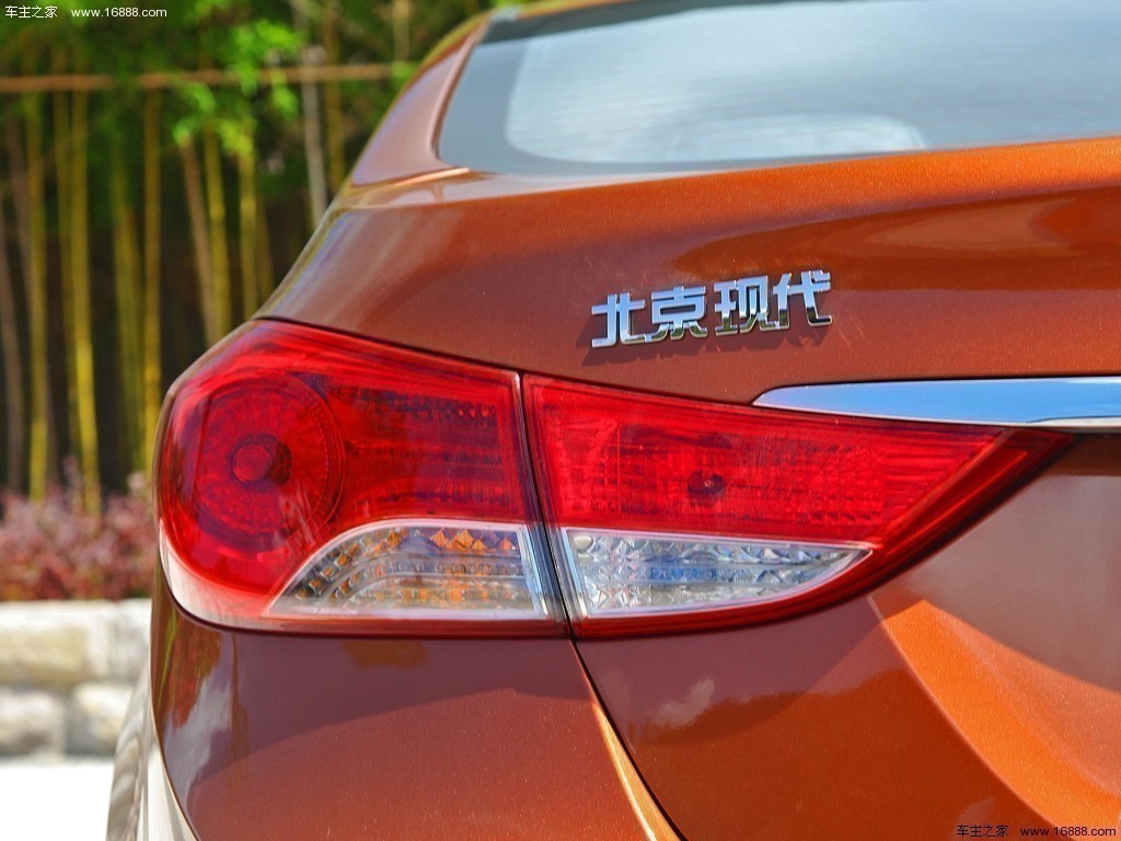 朗动 2012款 1.8L 自动尊贵型