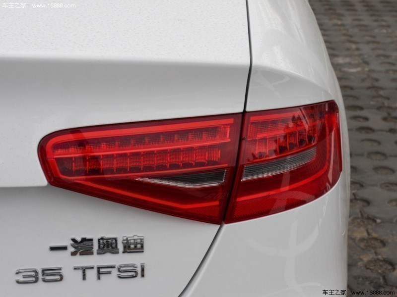 奥迪A4L15款 35 TFSI 自动标准型