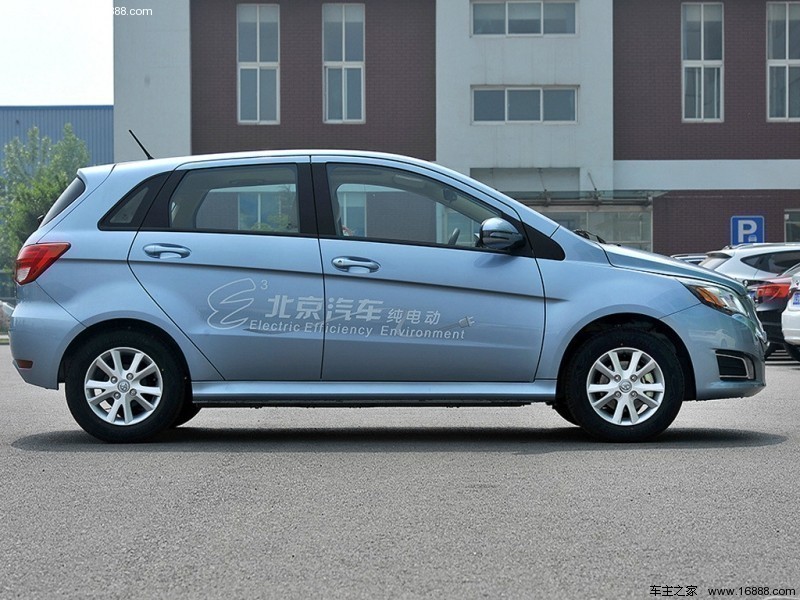 北汽新能源d80ev2014款 电动科技版