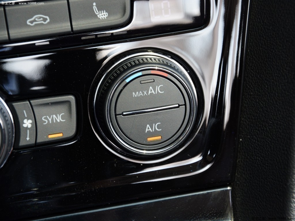凌渡2015款 1.4T DCT高配型