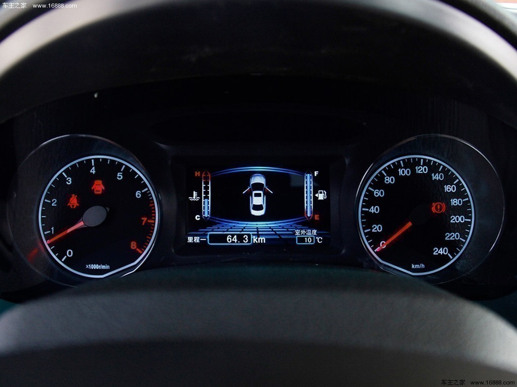 速锐2015款 1.5L手动豪华型