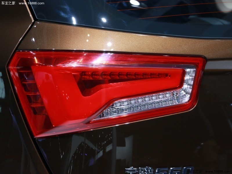 宝骏5602015款 基本型