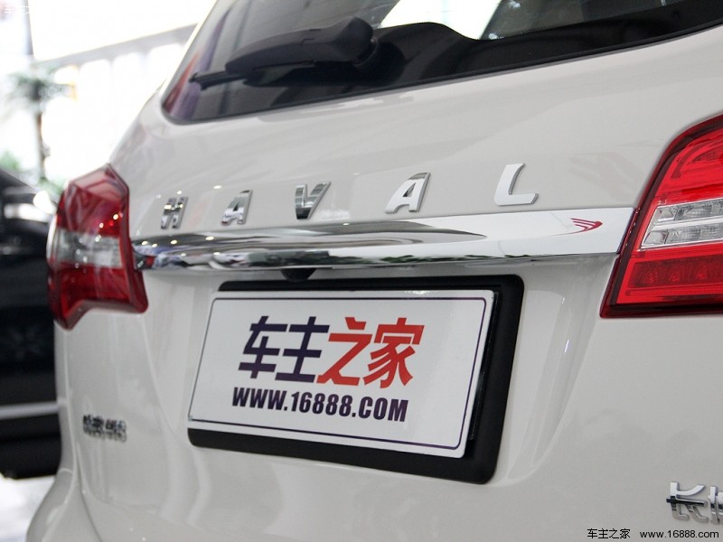 哈弗H82015款 2.0T两驱豪华型