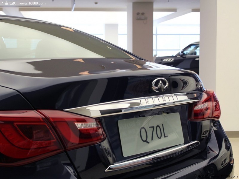 英菲尼迪Q702015款 2.5L舒适版