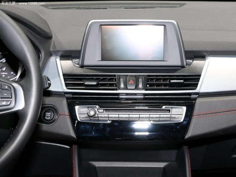  宝马2系多功能旅行车 2015款 218i 运动设计套装