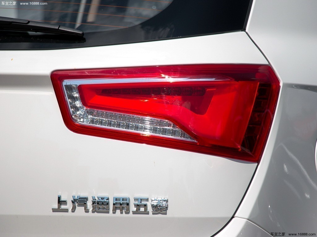 宝骏5602015款 1.8L 手动精英型