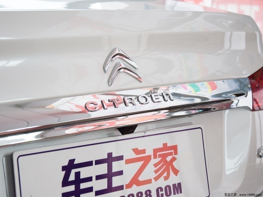 雪铁龙C4L2015款 1.2T自动尊贵版