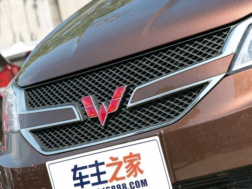 五菱宏光2015款 1.5L S1 豪华型