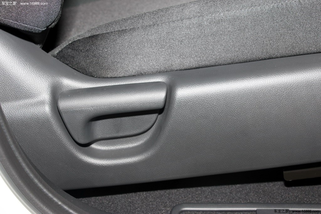 锋范2015款 1.5L CVT旗舰版