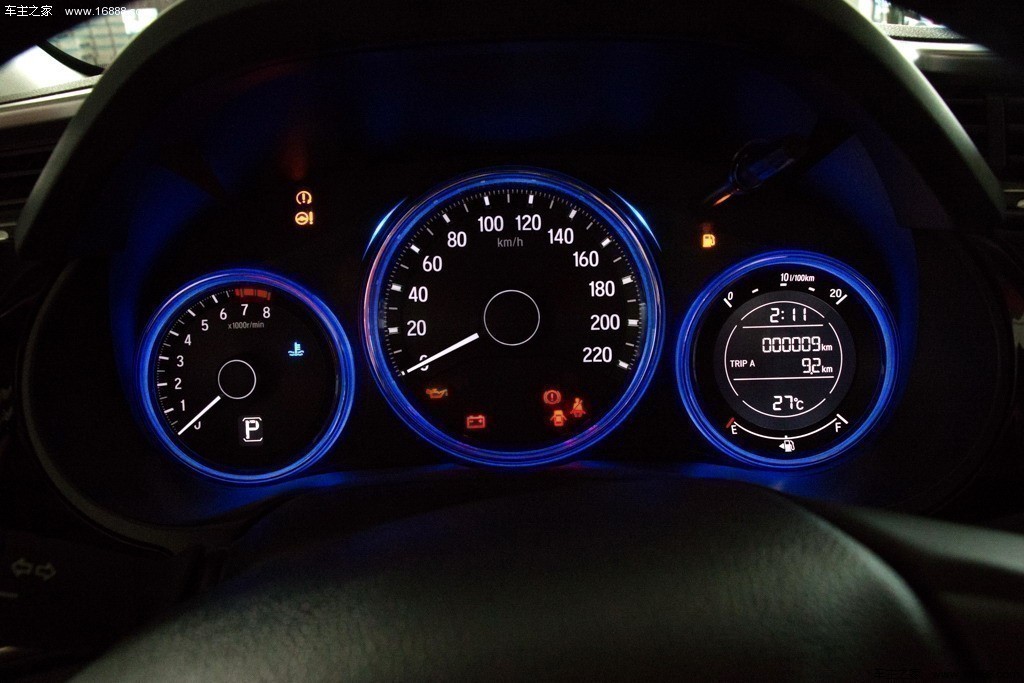 锋范2015款 1.5L CVT旗舰版