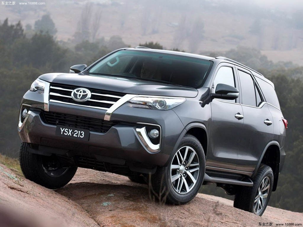 Fortuner2016款 基本型