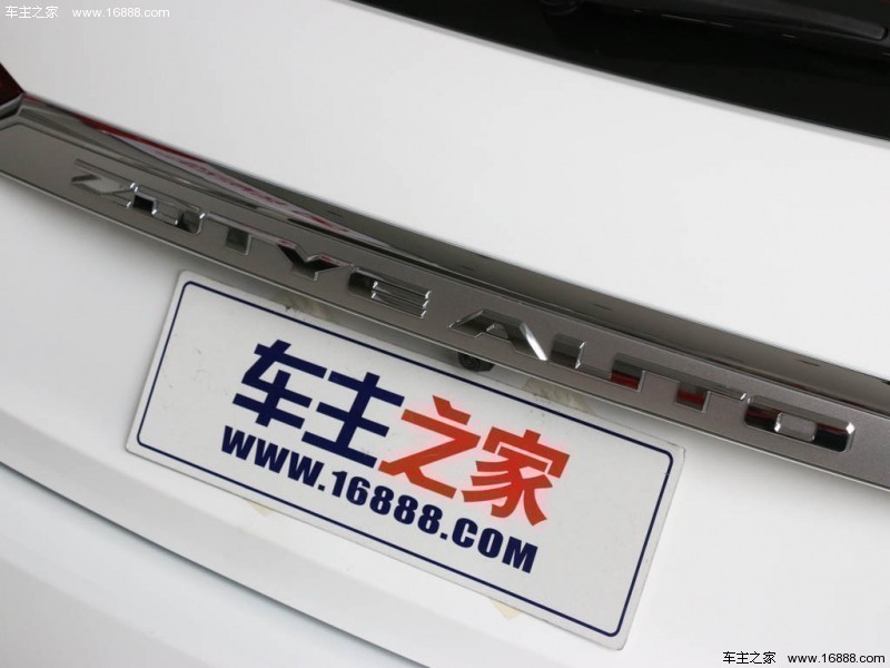 众泰T600 2015款 2.0T 手动尊贵型