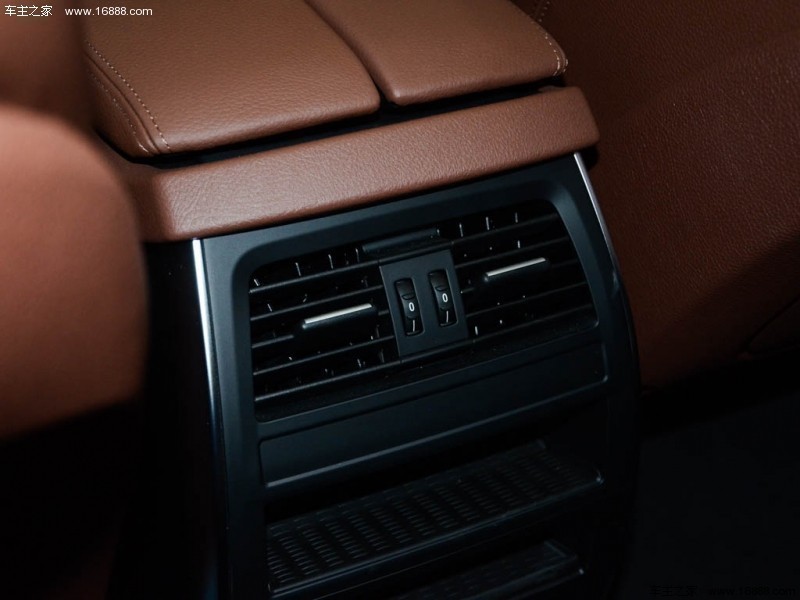  宝马5系GT 2015款 550i xDrive M运动型