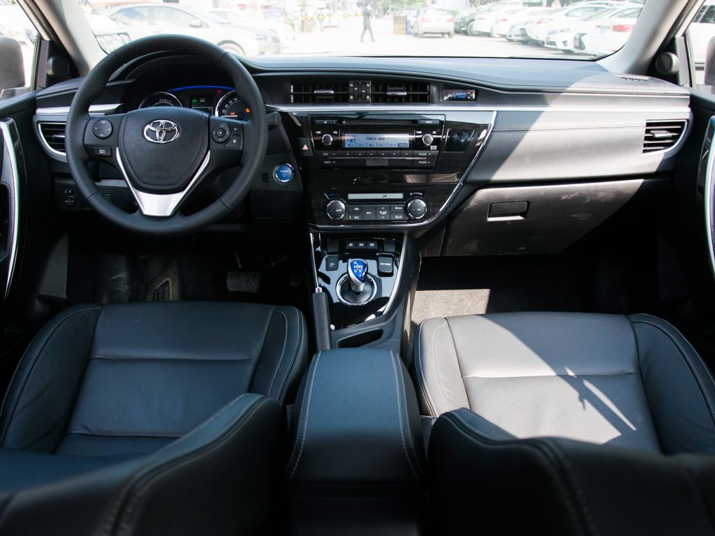 卡罗拉 2016款 双擎 1.8l cvt精英版